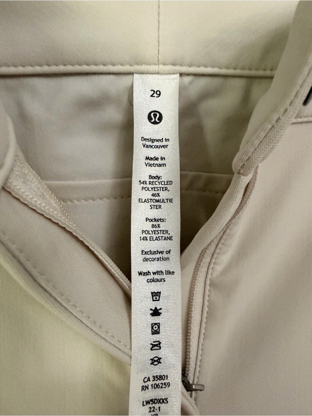 lululemon 5 pockets city sleek high rise wide leg Light sz 29 beige - Picture 6 of 7
